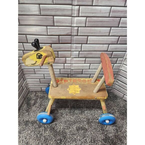 Vintage Playskool Ride On Rolling Giraffe
